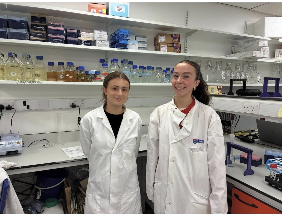 First trainees in the lab